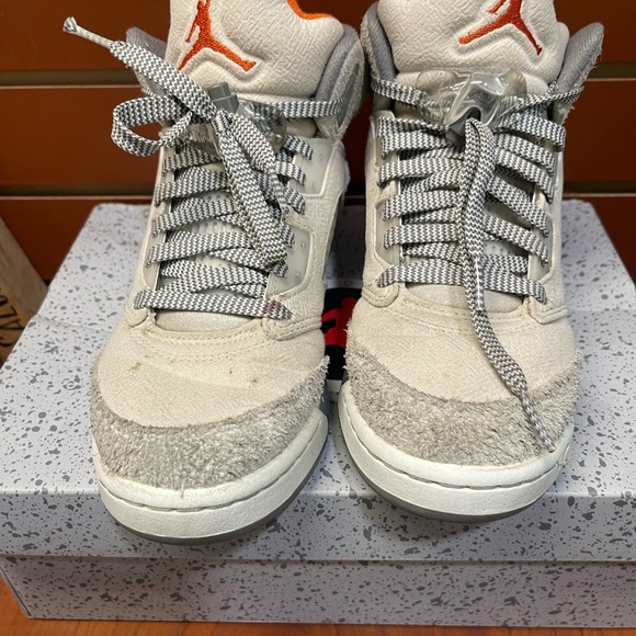 Jordan Sneakers in Gray and Orange - Picture 3 of 9